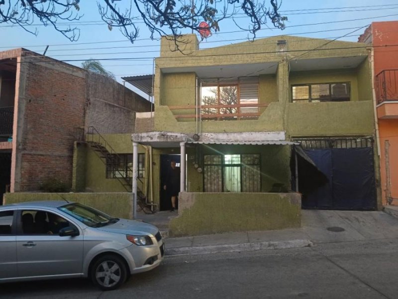 Casa en Venta en JARDINES DE LA BARRANCA C. Manuel Garcia 3510, Jardines de la Barranca Gua, Jalisco