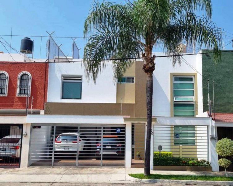 Casa en Venta en Jardines de Sol Zapopan, Jalisco