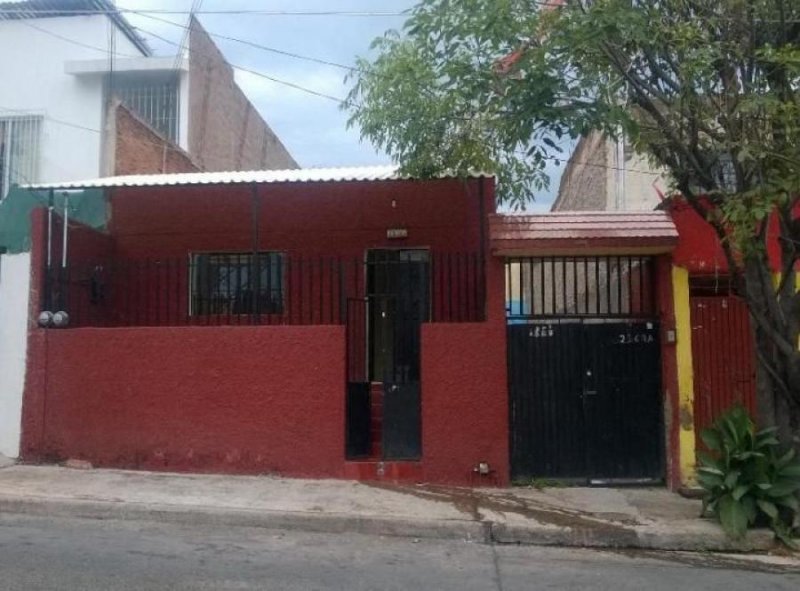 Casa en Venta en Oblatos Guadalajara, Jalisco