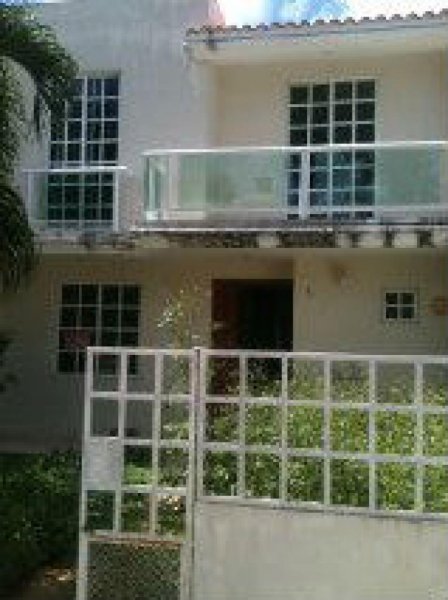 Foto Casa en Venta en avenida las torres, Cancún, Quintana Roo - $ 1.550.000 - CAV108514 - BienesOnLine