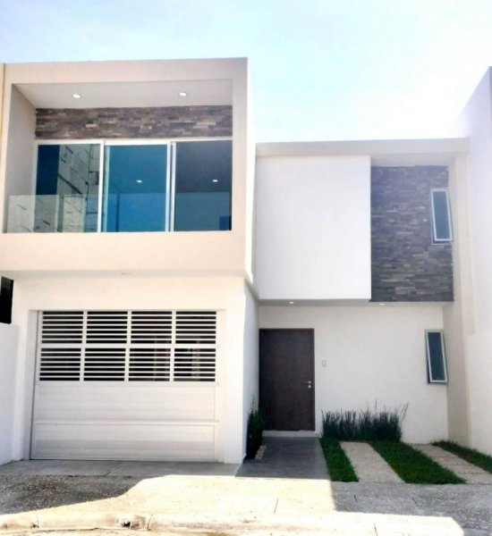 Casa en Venta en  Alvarado, Veracruz