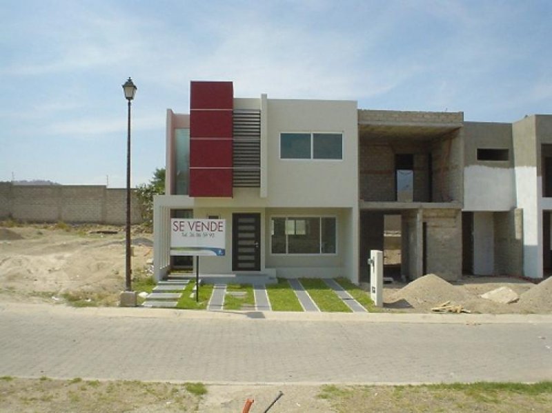 Foto Casa en Venta en Santa Anita, Tlajomulco de Zúñiga, Jalisco - $ 1.580.000 - CAV44865 - BienesOnLine