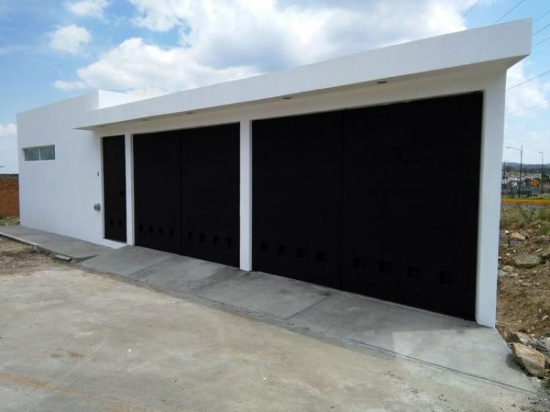 Foto Casa en Venta en VALLE DEL DURAZNO, Morelia, Michoacan de Ocampo - $ 1.500.000 - CAV121383 - BienesOnLine