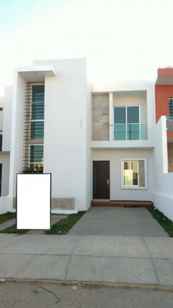 Foto Casa en Venta en Ciudad de Villa de Alvarez, Colima - $ 1.235.000 - CAV203006 - BienesOnLine