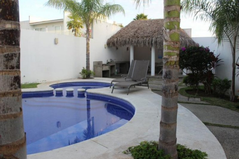 Foto Casa en Venta en , Hidalgo - $ 2.800.000 - CAV139479 - BienesOnLine