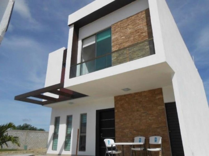 Foto Casa en Venta en Fracc. La Joya, Villahermosa, Tabasco - $ 1.980.000 - CAV141453 - BienesOnLine