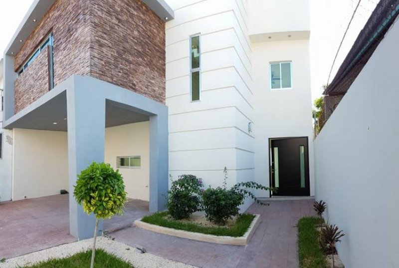 Foto Casa en Venta en Playa Norte, Ciudad del Carmen, Campeche - $ 2.300.000 - CAV229581 - BienesOnLine