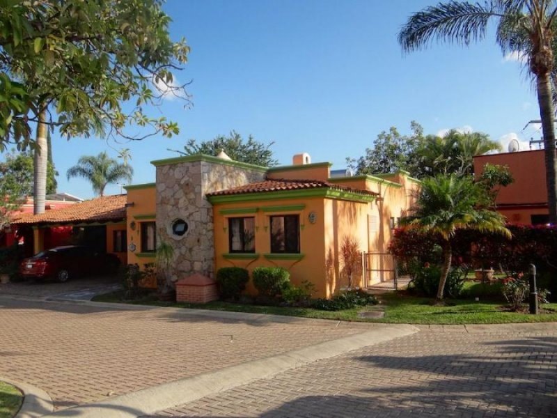 Foto Casa en Venta en La Huerta, Ajijic, Jalisco - U$D 308.000 - CAV265967 - BienesOnLine