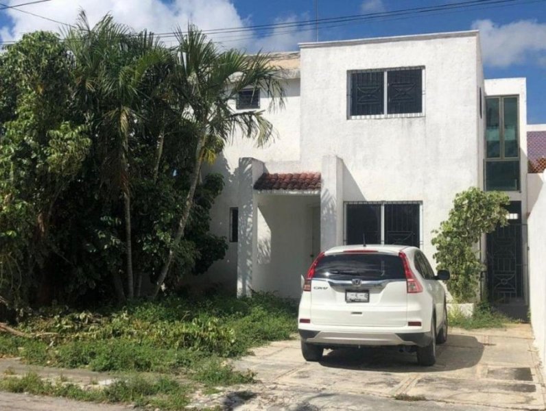 Foto Casa en Venta en FRANCISCO DE MONTEJO, Mérida, Yucatan - $ 1.703.000 - CAV298102 - BienesOnLine