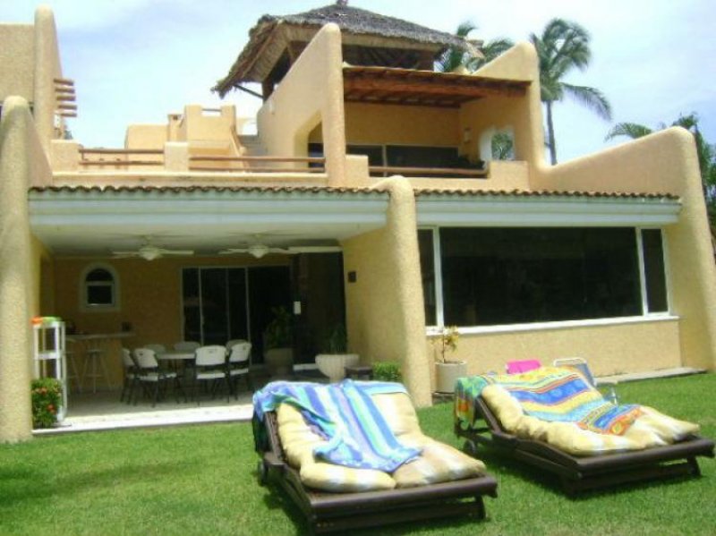 Foto Casa en Venta en SON VIDA ZONA DIAMANTE, Acapulco de Juárez, Guerrero - $ 6.900.000 - CAV51579 - BienesOnLine