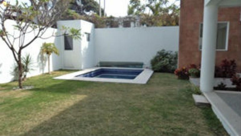 Foto Casa en Venta en Cuernavaca, Morelos - $ 3.200.000 - CAV51664 - BienesOnLine