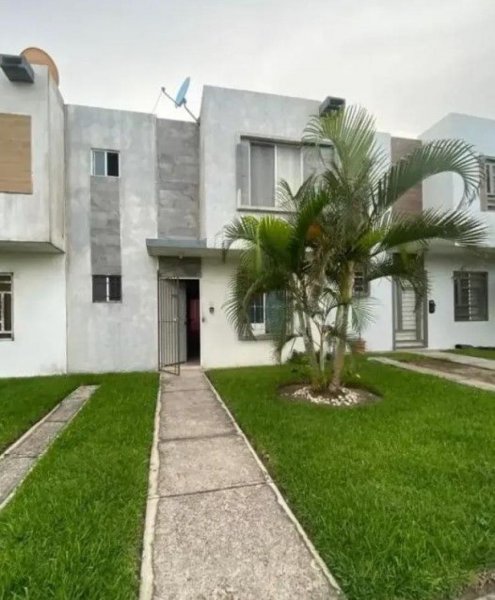 Casa en Venta en PASEO LAS PALMAS VERACRUZ, Veracruz