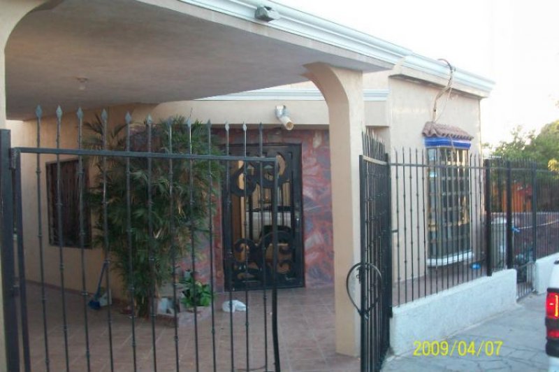 Foto Casa en Venta en CUAHTEMOC, Hermosillo, Sonora - $ 450.000 - CAV48005 - BienesOnLine