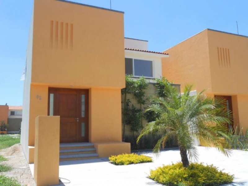 Foto Casa en Venta en CLAUSTROS DEL CAMPESTRE, Santiago de Querétaro, Queretaro Arteaga - $ 1.990.000 - CAV61562 - BienesOnLine