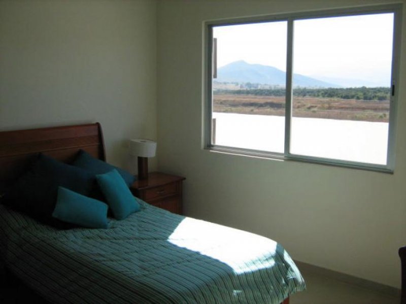 Foto Casa en Venta en Santa Anita, Tlajomulco de Zúñiga, Jalisco - $ 1.550.000 - CAV50670 - BienesOnLine