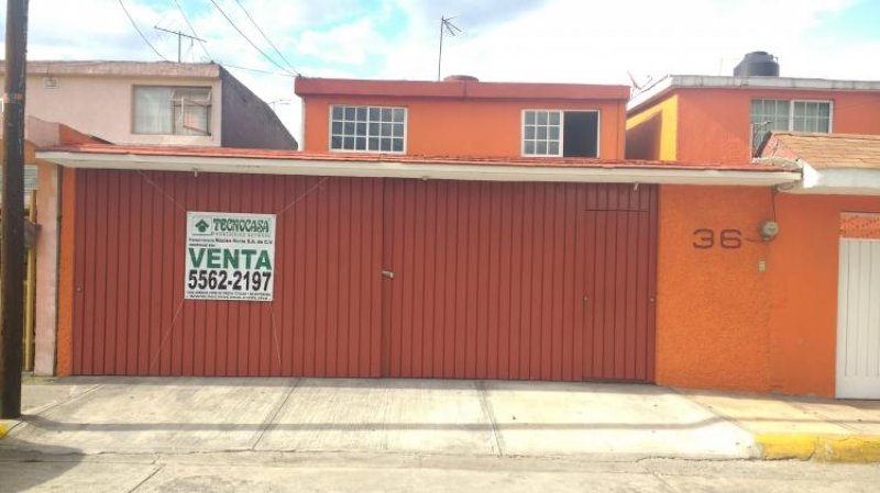 Foto Casa en Venta en Valle San Mateo, Naucalpan de Juárez, Mexico - $ 2.900.000 - CAV219999 - BienesOnLine