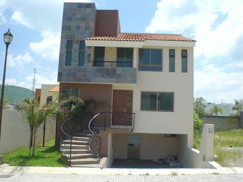 Foto Casa en Venta en Casa Fuerte, Zapopan, Jalisco - $ 2.900.000 - CAV58479 - BienesOnLine