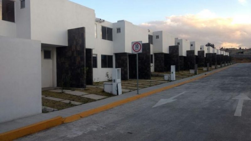 Foto Casa en Venta en Atizapan de Zaragoza, Mexico - $ 1.150.000 - CAV225012 - BienesOnLine