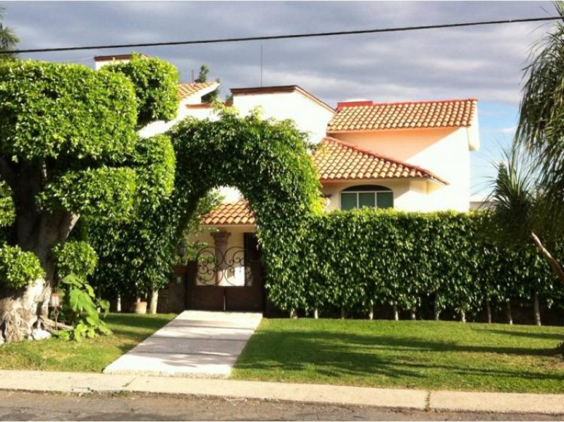 Foto Casa en Renta por Temporada en Lomas de Cocoyoc, Fraccionamiento Lomas de Cocoyoc, Morelos - $ 3.500 - CA151373 - BienesOnLine