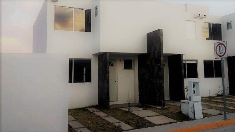 Foto Casa en Venta en Atizapan de Zaragoza, Mexico - $ 1.150.000 - CAV225814 - BienesOnLine