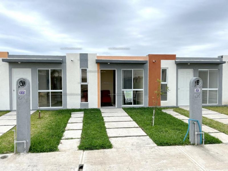 Casa en Venta en Lagos de Puente Moreno Medellín, Veracruz