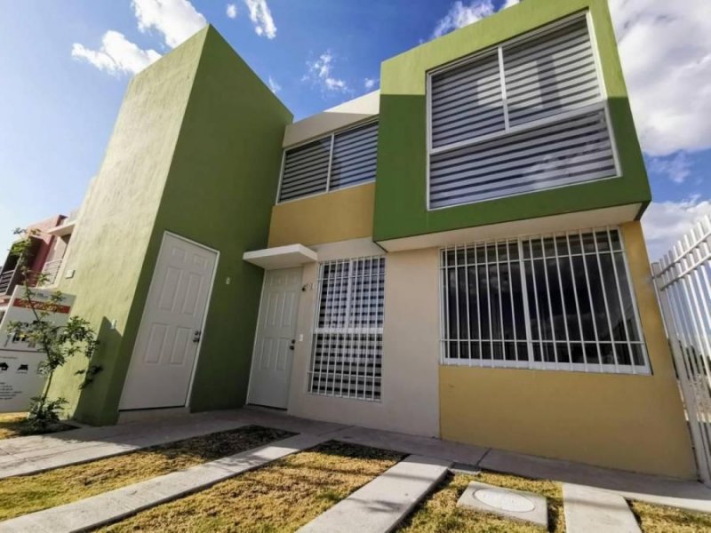 Casa en Venta en Parques de las Aves Zapopan, Jalisco