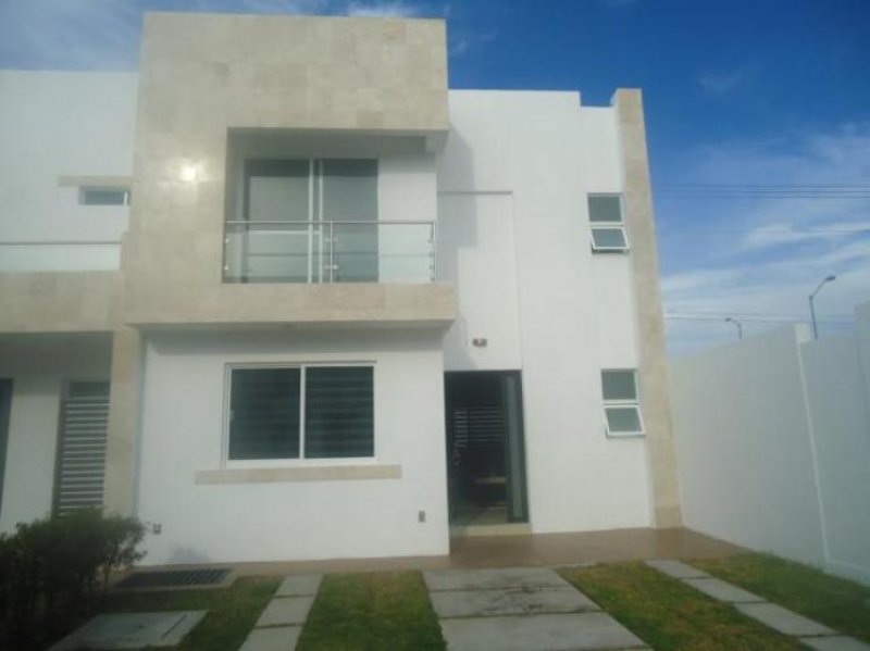 Casa en Venta en villas de bernalejo Irapuato, Guanajuato