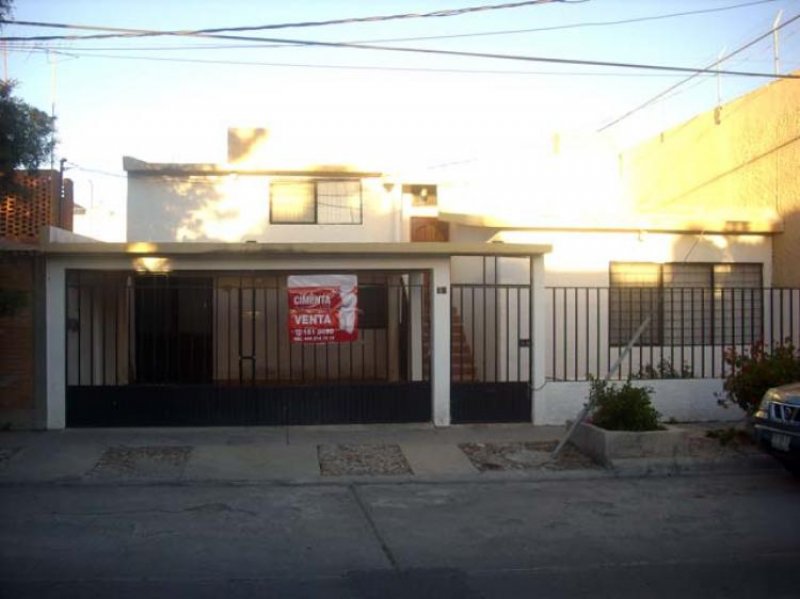 Foto Casa en Venta en LOMA VERDE, San Luis Potosí, San Luis Potosi - $ 1.900.000 - CAV22043 - BienesOnLine