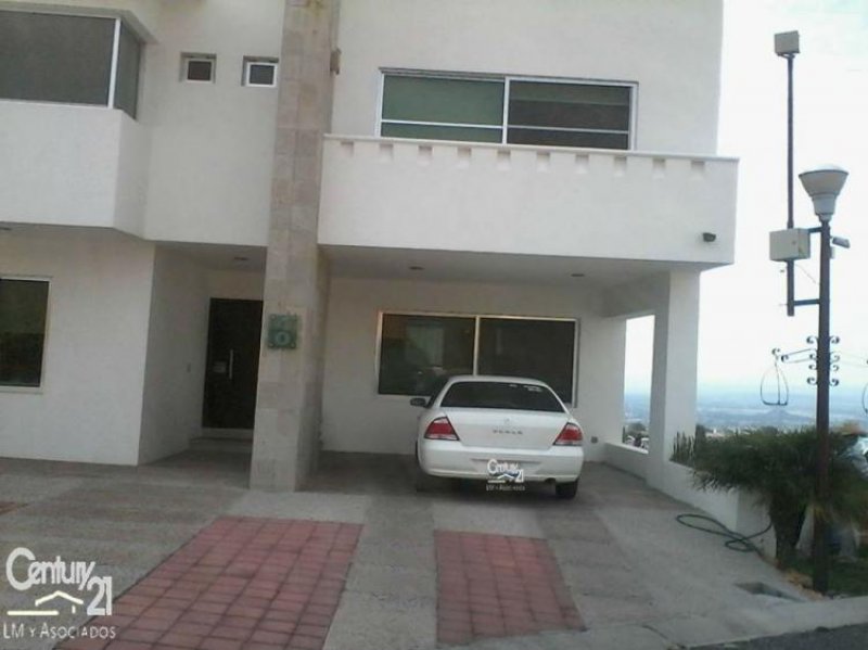 Foto Casa en Venta en Santiago de Querétaro, Queretaro Arteaga - $ 5.000.000 - CAV162415 - BienesOnLine