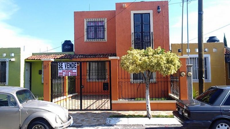 Foto Casa en Venta en ARBOLEDAS, Ocotlán, Jalisco - $ 900.000 - CAV105823 - BienesOnLine