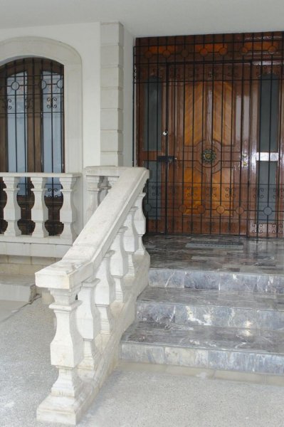 Foto Oficina en Renta en Jardines del Moral, León de los Aldama, Jalisco - $ 750 - OFR252478 - BienesOnLine