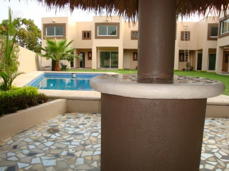 Foto Casa en Venta en Lomas de Cocoyoc, Atlatlahucan, Morelos - $ 950.000 - CAV48107 - BienesOnLine