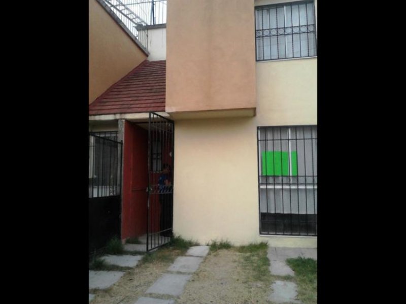 Foto Casa en Venta en Paseos de Chalco, Chalco de Díaz Covarrubias, Mexico - $ 650.000 - CAV118042 - BienesOnLine