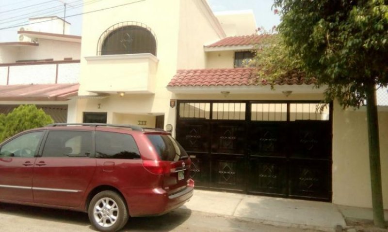 Foto Casa en Venta en La Gloria, Tuxtla Gutiérrez, Chiapas - $ 2.500.000 - CAV183476 - BienesOnLine