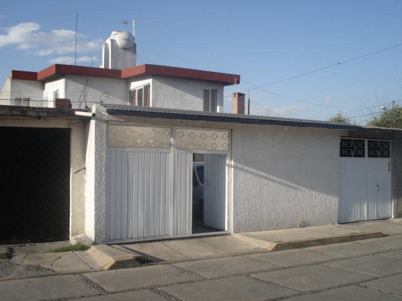 Foto Casa en Venta en Benito Juárez, Toluca, Toluca de Lerdo, Mexico - $ 1.300.000 - CAV3464 - BienesOnLine