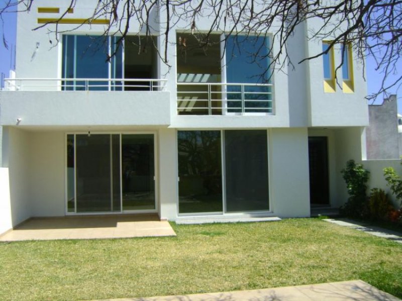 Foto Casa en Venta en Cuernavaca, Morelos - $ 2.300.000 - CAV23975 - BienesOnLine