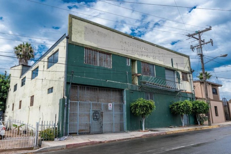 Bodega en Venta en Amp Mazatlan Tijuana, Baja California