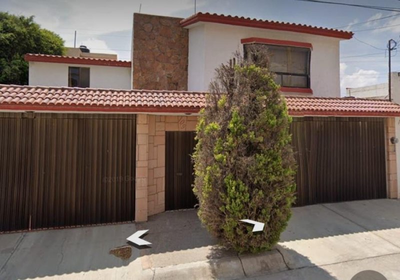 Casa en Venta en LOMAS 4 San Luis Potosí, San Luis Potosi