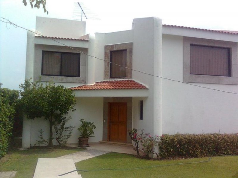 Foto Casa en Venta en Lomas de Cocoyoc, Atlatlahucan, Morelos - $ 3.300.000 - CAV117548 - BienesOnLine