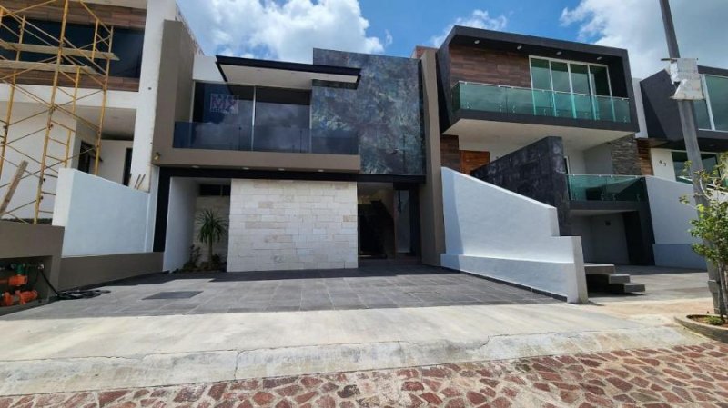 Foto Casa en Venta en ALTONZANO, Morelia, Michoacan de Ocampo - $ 5.400.000 - CAV357407 - BienesOnLine