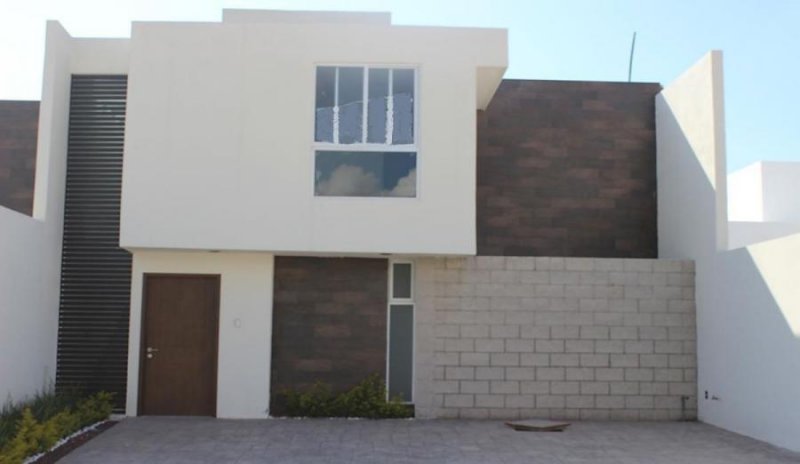 Foto Casa en Venta en Privada Alto Lago, San Luis Potosí, San Luis Potosi - $ 3.675.000 - CAV262414 - BienesOnLine