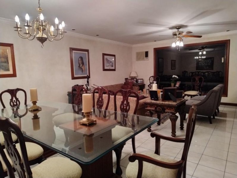 Casa en Venta en Lomas de San Agustín San pedro garza García, Nuevo Leon