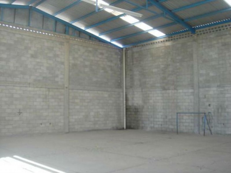 Foto Bodega en Venta en INDUSTRIAL LA POMPA, León de los Aldama, Guanajuato - $ 6.000.000 - BOV100420 - BienesOnLine