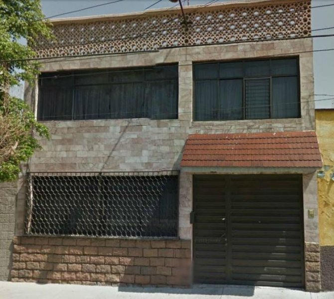 Foto Casa en Venta en Moctezuma, Venustiano Carranza, Distrito Federal - $ 2.300.000 - CAV110330 - BienesOnLine