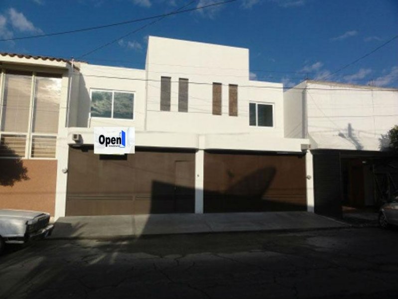 Foto Casa en Venta en Morelia, Michoacan de Ocampo - $ 1.650.000 - CAV173947 - BienesOnLine