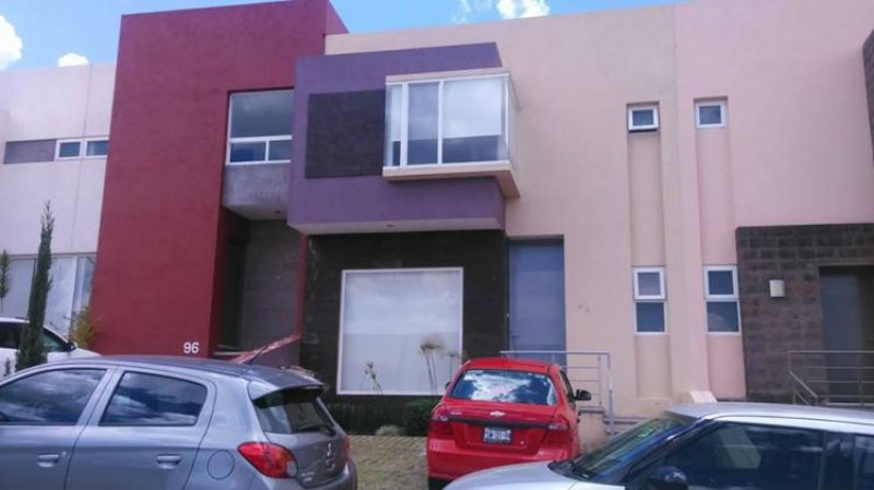 Foto Casa en Venta en Vistas de Altozano, Morelia, Michoacan de Ocampo - $ 1.850.000 - CAV161583 - BienesOnLine