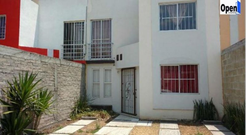 Foto Casa en Venta en Lomas de Los Viñedos, Morelia, Michoacan de Ocampo - $ 770.000 - CAV192014 - BienesOnLine