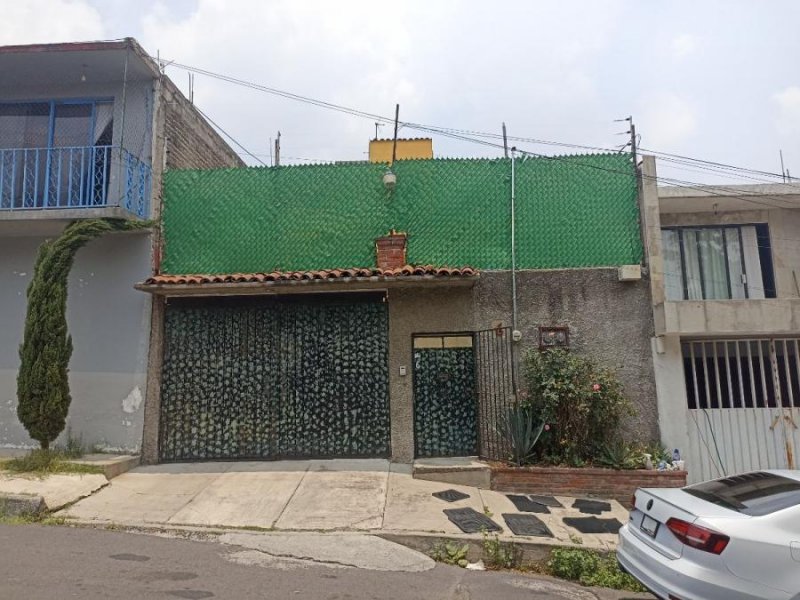 Casa en Venta en EL MIRADOR 2A SECCION Tlalpan, Distrito Federal