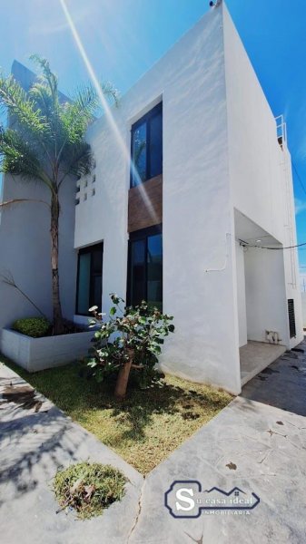 Excelente Casa en Venta Ubicada en Oaxtepec Morelos.