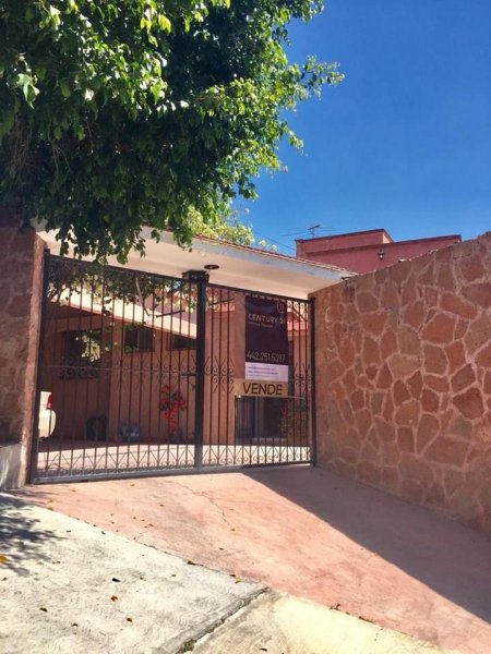 Foto Casa en Venta en Arboledas, Arboledas, Queretaro Arteaga - $ 4.650.000 - CAV247218 - BienesOnLine